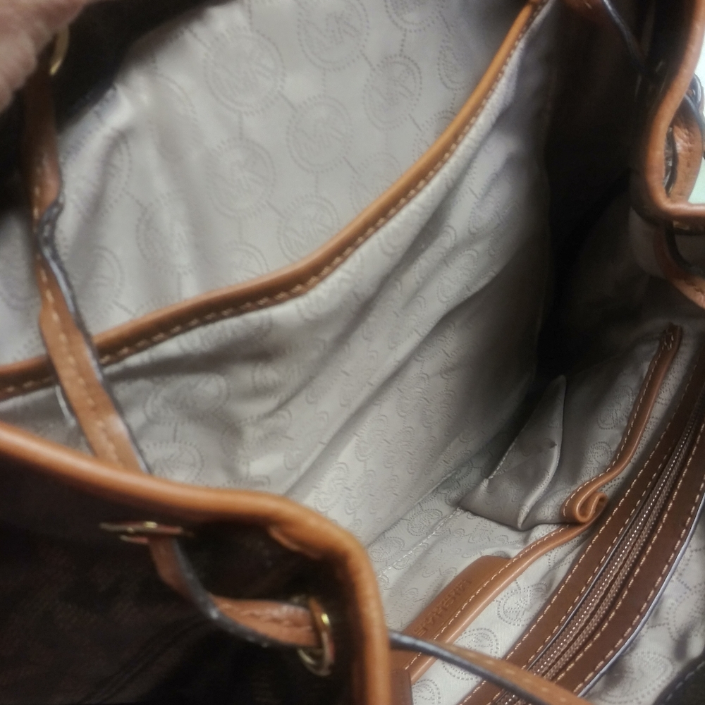 MK backpack - Picture 8 of 13